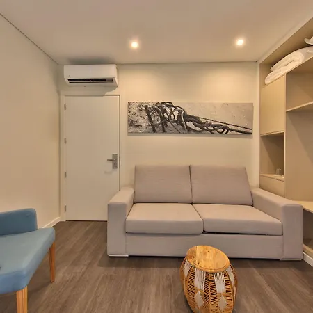 Agua Jardim Hotel 4*