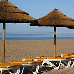 فندق Agua Jardim 4*