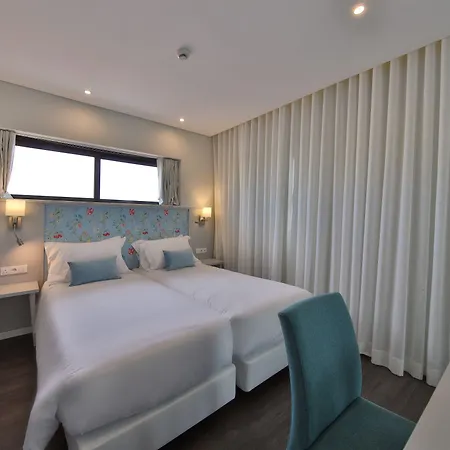 Agua Jardim 4*